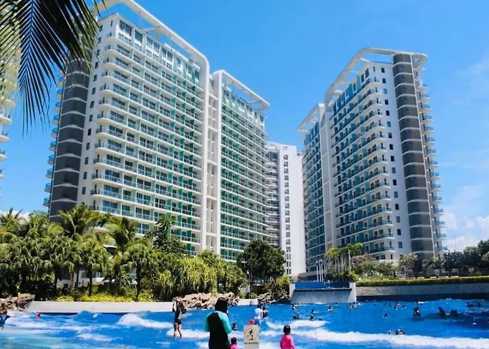 Azure Urban A16 Wavepool Near Airport * Manila